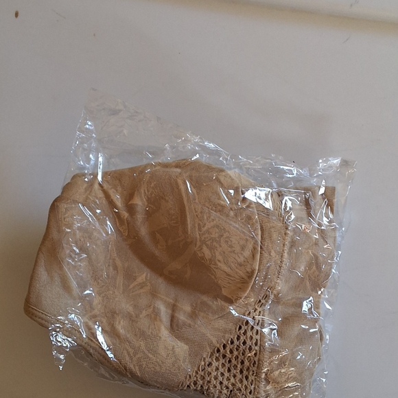 Bra - Picture 2 of 4